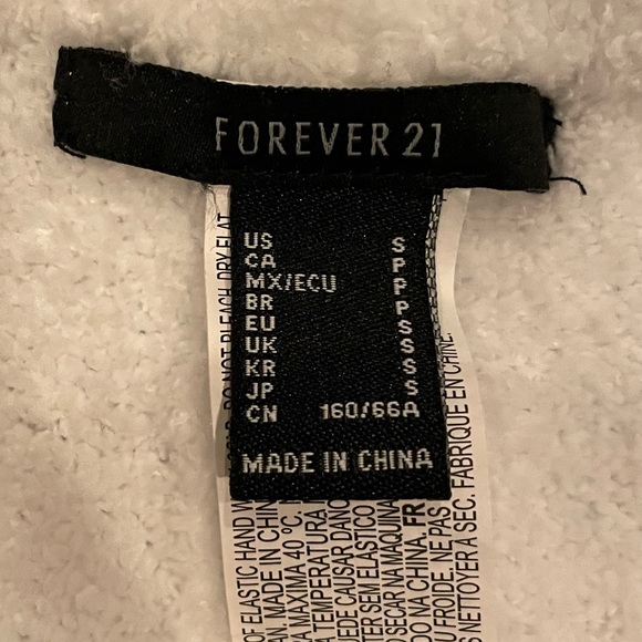 Forever 21 fuzzy play set (2 piece set) - Picture 4 of 4